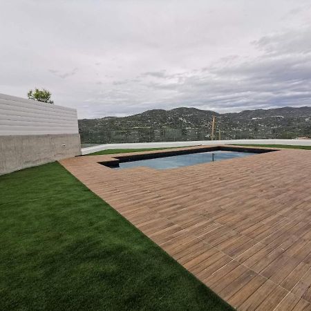 Maximos Luxury Villa With Pool -Breakbooking-Cy Лимасол Экстерьер фото
